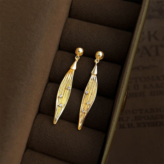 A廠【7335】原創樹葉微鑲鋯石925銀針鍍14K時尚高級感輕奢風新款耳環
26.01-2