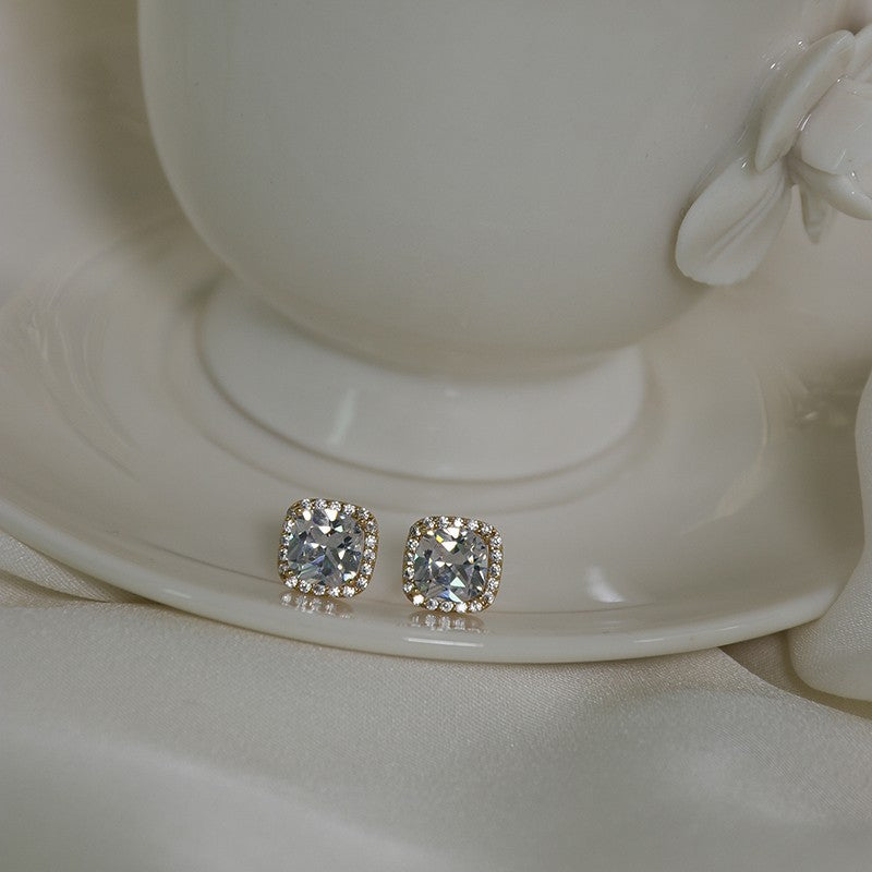 E廠【YC5946E】S925純銀方形鋯石耳環閃耀精緻輕奢百搭氣質設計簡約耳飾 25.03-1