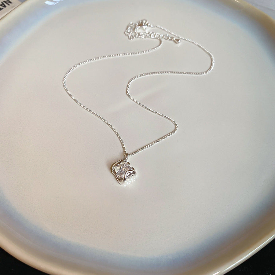 A廠【HN8481】18k真金電鍍鋯石鏤空方形項鍊輕奢高級感鎖骨鏈復古小眾百搭頸鏈 25.04-3