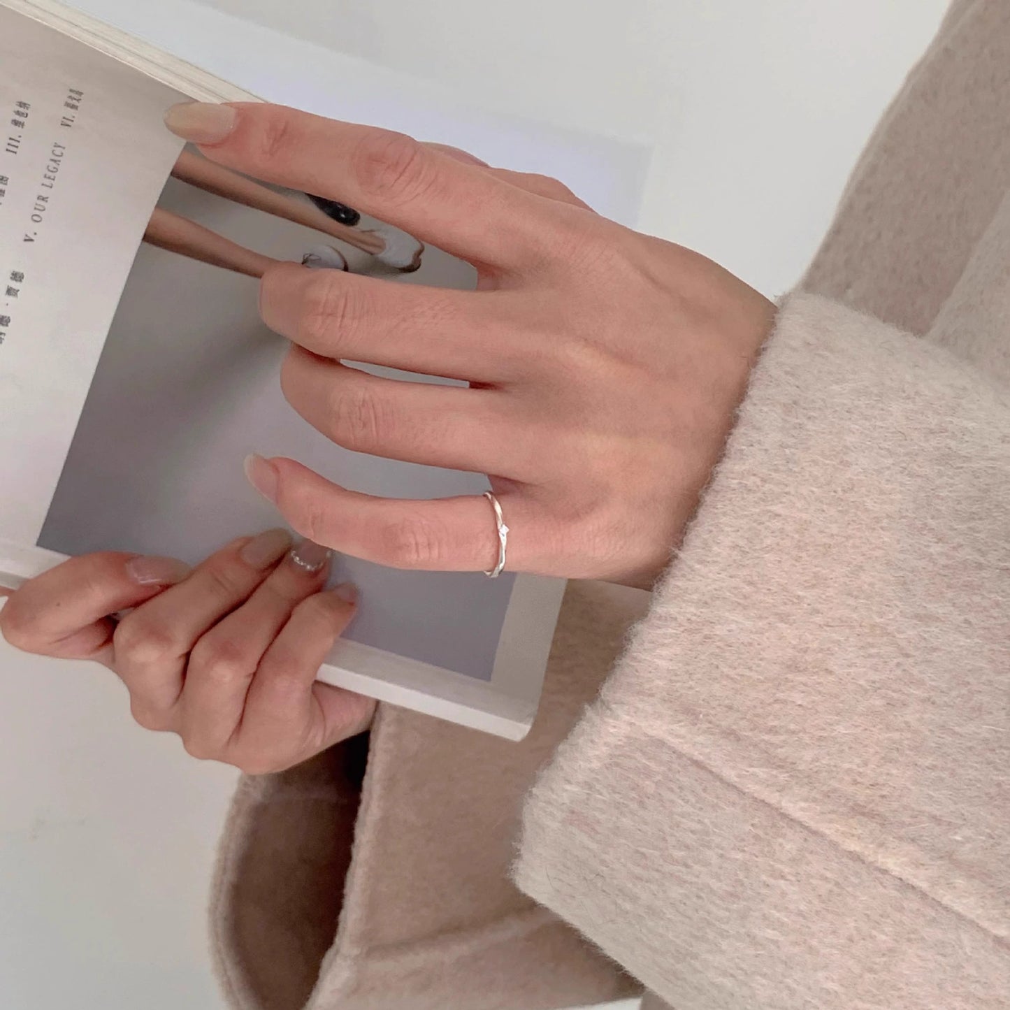 F廠【DQ8594R】S925純銀簡約韓系莫比烏斯戒指女ins風波浪單鑽細款開口尾戒 25.03-2