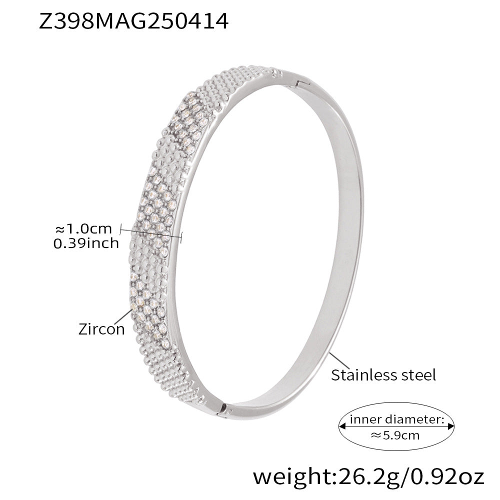 B廠【Z398】鑫藝鑫歐美新款飾品不鏽鋼重工鑄造鑲鋯石超閃卡扣手環PVD鍍18k金 25.04-4