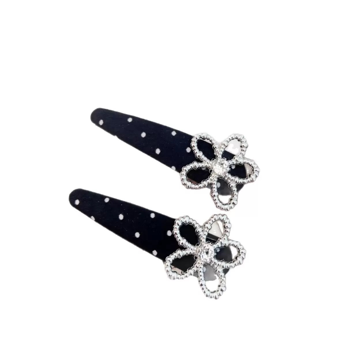 C廠【B28】波點閃鑽花朵髮夾女前額側邊髮卡劉海夾碎髮邊夾2025新款高端髮飾
25.12-3「C廠-單筆結帳需滿,NT$500出貨(不含運費)」