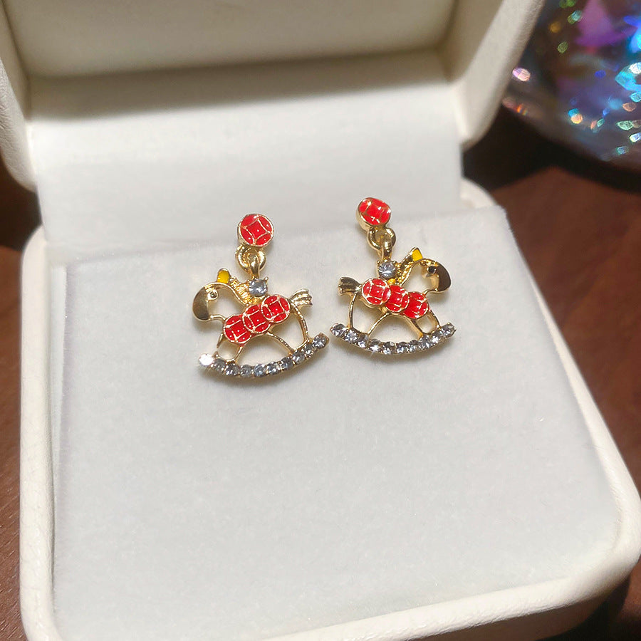 A廠【HE28860】925銀針輕奢鑲鑽滴油小馬吊墜耳環卡通創意個性耳環小眾設計感耳飾女
25.10-2