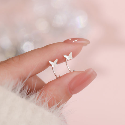 D廠【YC2874E】足銀S999蝴蝶耳環個性百搭清新森系簡約可愛溫柔氣質小巧耳飾
26.01-2