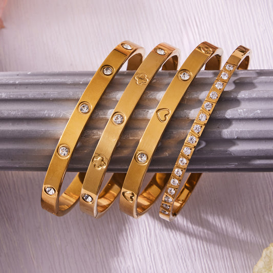 B廠【Z596】歐美氣質輕奢幾何素圈微鑲鋯石卡扣手鐲chic個性疊戴百搭手鐲組合
26.02-1