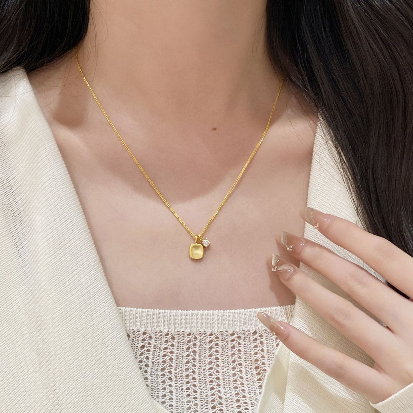 F廠【DQ0039N】S925純銀拉絲小方糖項鍊女復古輕奢閃鋯高級感秋冬鎖骨鏈
 25.10-4