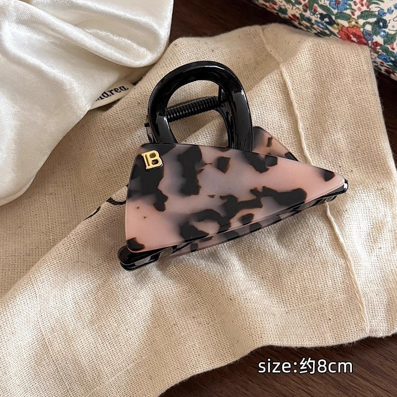 C廠【P85】韓國版三角豹紋醋酸頭髮抓夾女鯊夾2025新款盤髮夾時尚高級感髮飾
25.12-3「C廠-單筆結帳需滿,NT$500出貨(不含運費)」