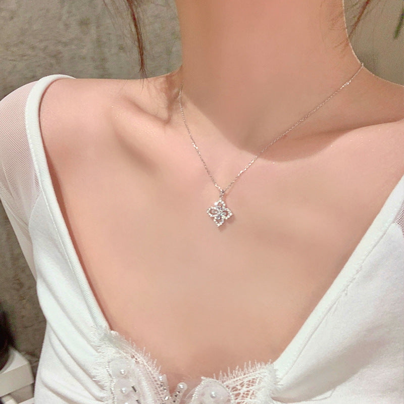 F廠【DQ1254N】S925純銀閃耀四葉草項鍊女輕奢高級感鋯石花朵氣質鎖骨鏈配件
25.10-1
