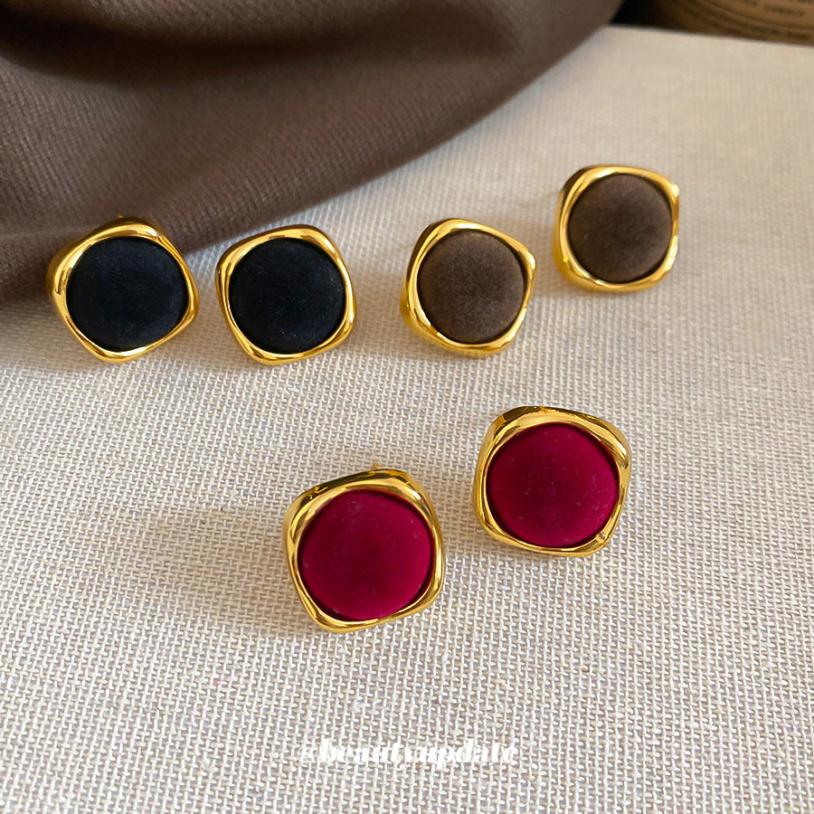 A廠【WE4979】925銀針植絨幾何圓形吊墜耳環秋冬款復古港風耳環耳墜小眾設計感耳環
 25.10-4