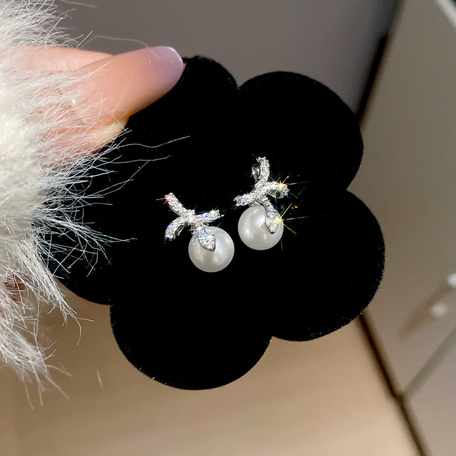 A廠【HE28946】925銀針超閃鋯石蝴蝶結珍珠吊墜耳環時尚百搭耳環精緻輕奢高級感耳飾
 25.10-3