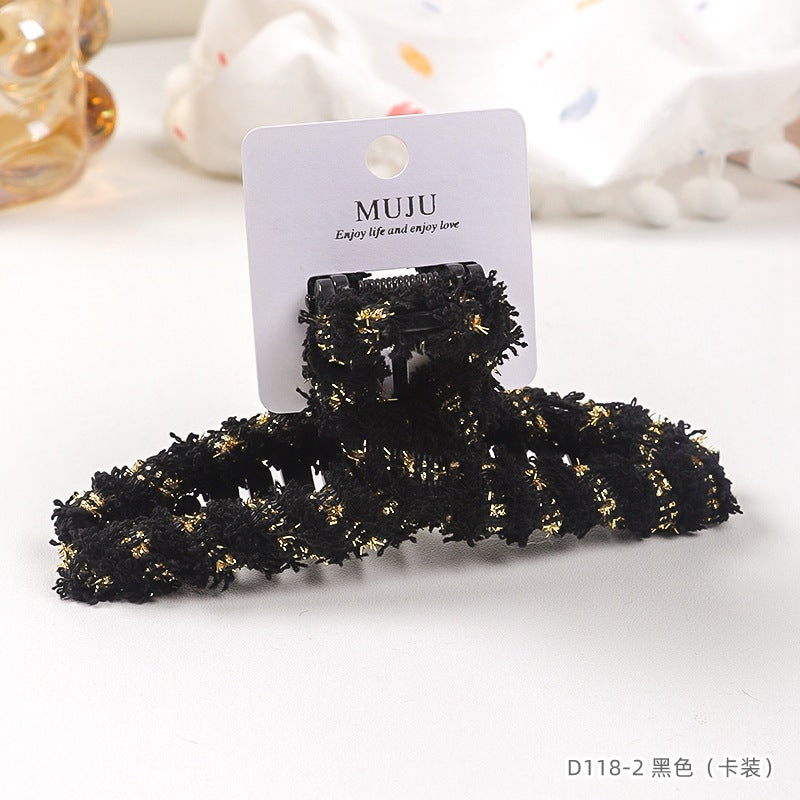 D廠【D118】卡裝小香風抓夾大號多髮量髮夾高級感繞布夾子髮飾後腦勺鯊魚夾 24.12-3「D廠-單筆結帳需滿,NT$600出貨(不含運費)」