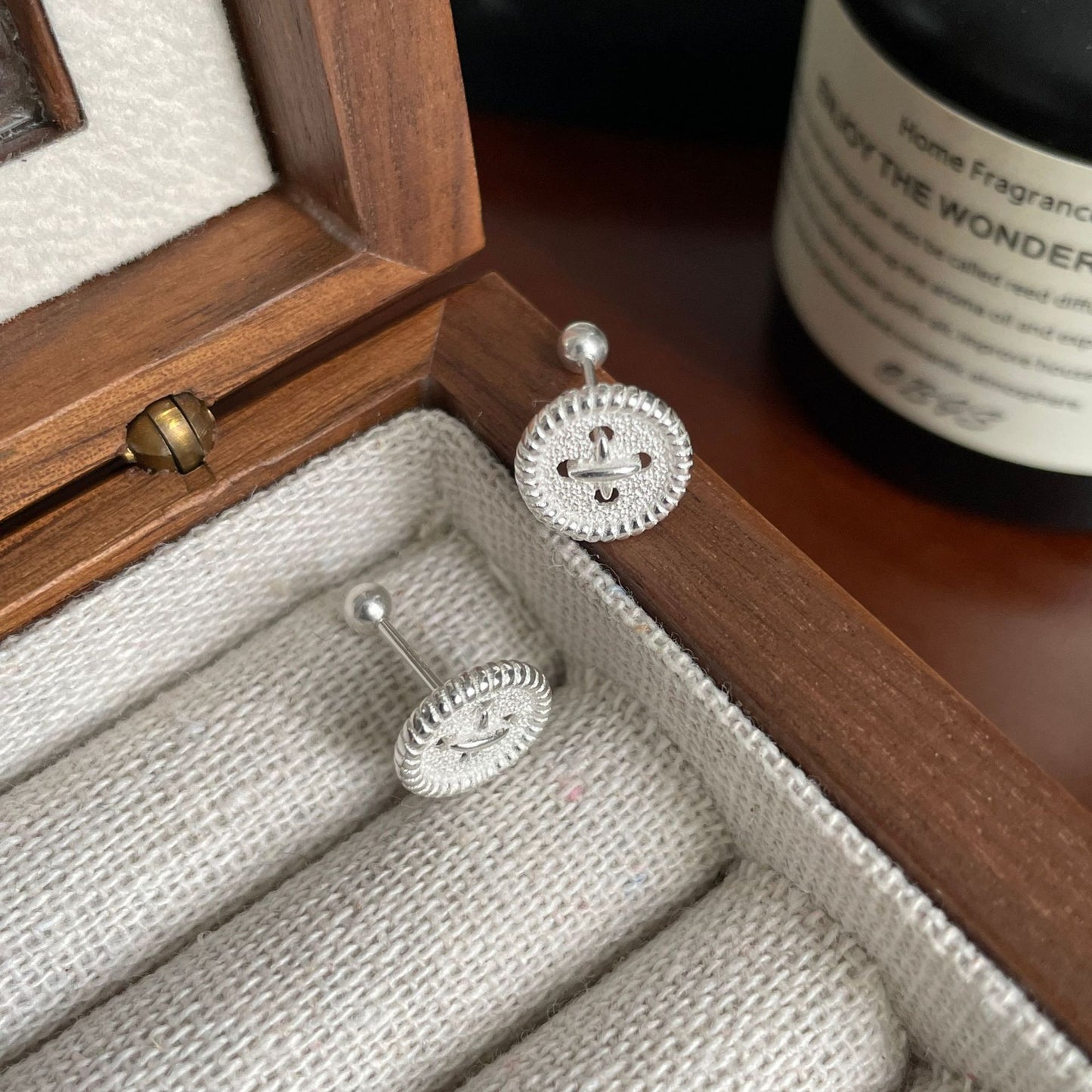 F廠【SE2417】S925純銀韓版小眾設計感紐帶耳環簡約時髦ins風百搭耳飾 25.05-5