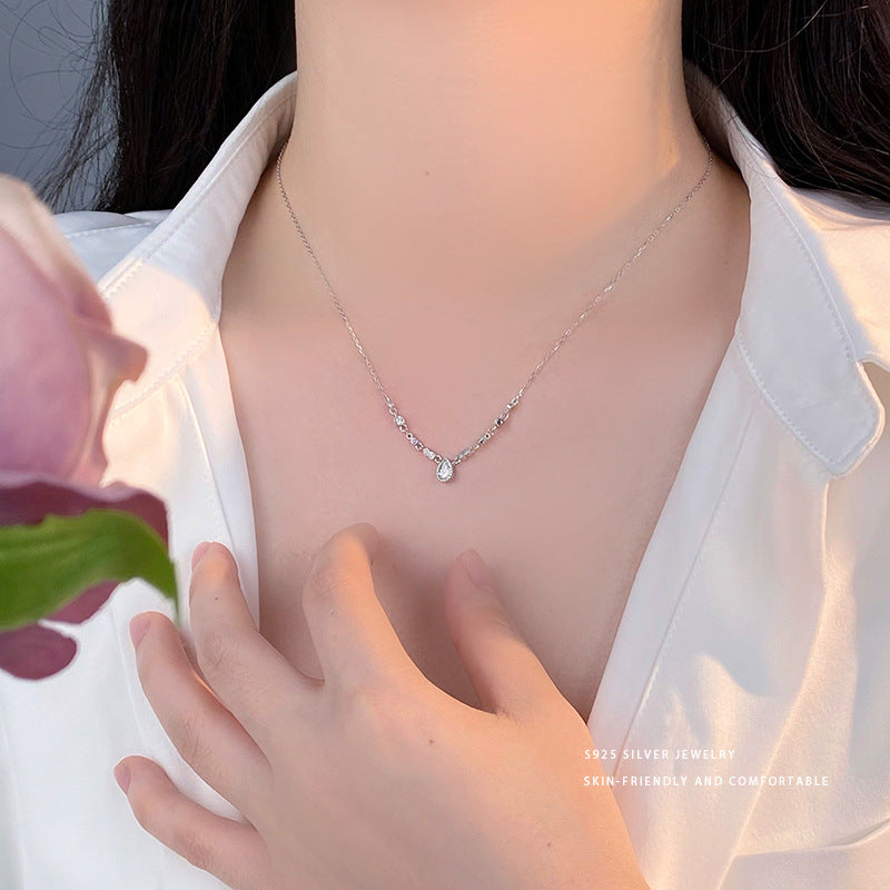 E廠【YC3698N】S925純銀精美莫桑鑽水滴項鍊女高級感華麗輕奢氣質優雅鎖骨鏈 24.05-4
