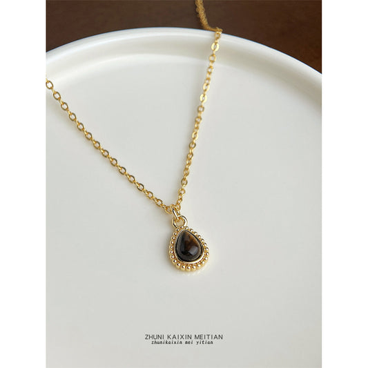 C廠【6626】厚鍍18K真金強保色不易褪色天然石虎眼石水滴項鍊 中古風鎖骨鍊女
 25.08-5