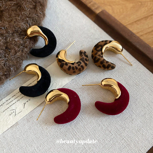 A廠【WE5019】18K真金電鍍925銀針植絨C型耳環耳墜小眾設計感耳環秋冬新款通勤耳飾
 25.10-5