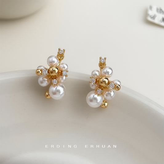 C廠【6553】時尚高級感輕奢風925銀針鑲鋯石珍珠花球幾何不規則耳飾 耳環
 25.09-1