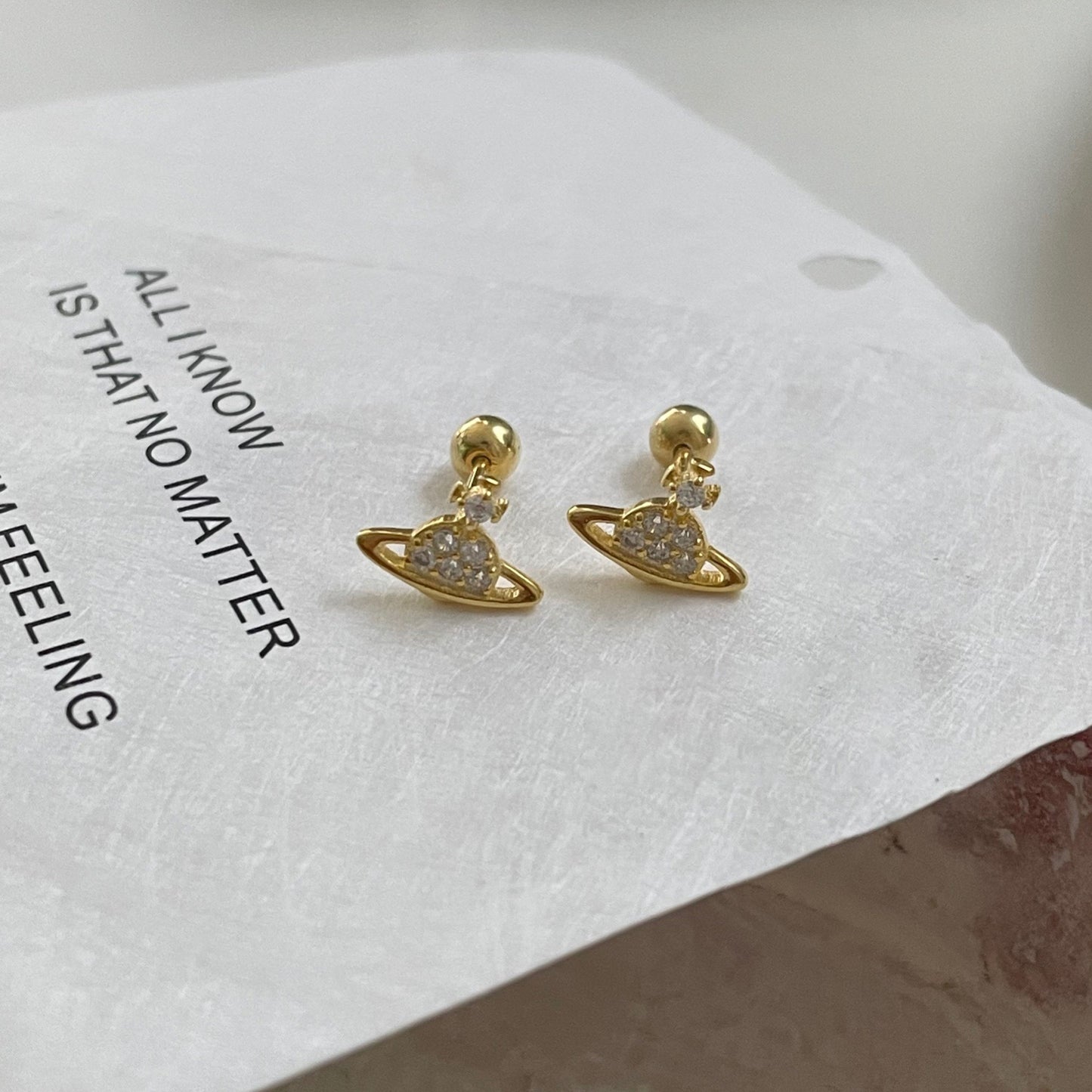 F廠【DQ10026E】ins簡約迷你小土星螺絲耳環女S925純銀精緻星球耳骨釘耳飾潮 25.04-2