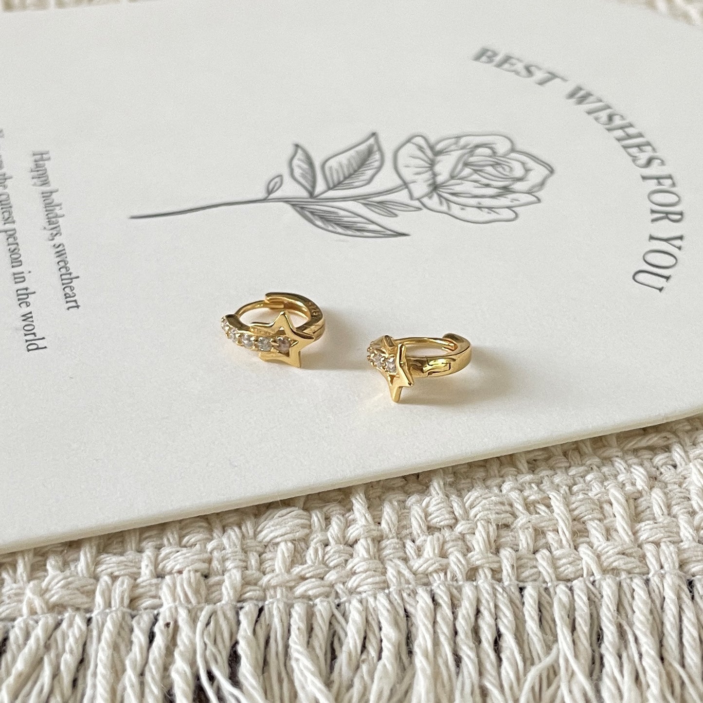 E廠【XDQ10734E】S925純銀日韓小眾五角星耳扣女ins風精緻星星排鑽百搭耳飾潮
26.01-4