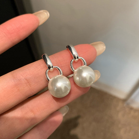 F廠【DQ11115E】S925純銀白色珍珠耳環女氣質時尚C形半圓耳環仿珍珠優雅耳環 25.08-3