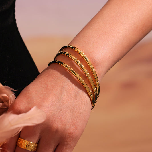 B廠【Z400】歐美飾品不鏽鋼幾何壓花卡扣手鐲ins小眾簡約設計百搭手環 25.04-4