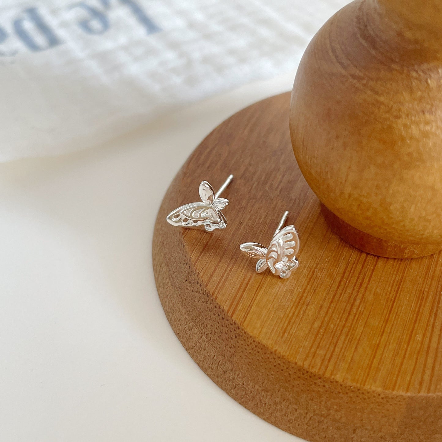 F廠【DQ10104E】足銀999日韓精緻鏤空蝴蝶耳環女氣質簡約雙層蝴蝶百搭耳飾潮 25.02-3