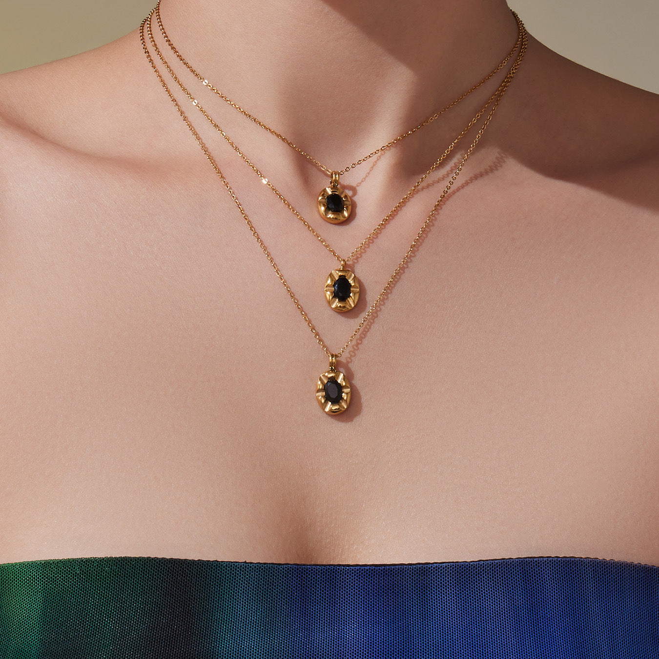 B廠【P1437】歐美新款簡約不鏽鋼幾何橢圓黑色鋯石吊墜項鍊時尚百搭飾品
 25.10-3