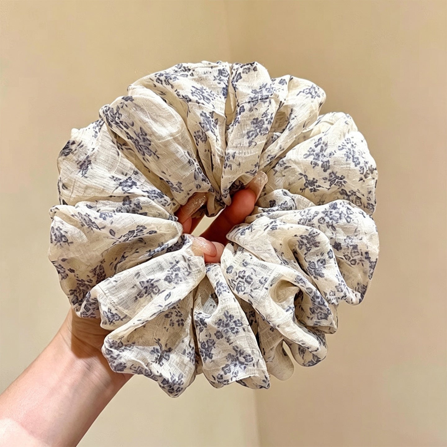 C廠【X694】溫柔碎花大腸髮圈女慵懶風扎頭髮繩高級感馬尾頭繩高彈性頭花髮飾
26.08-2「C廠-單筆結帳需滿,NT$500出貨(不含運費)」