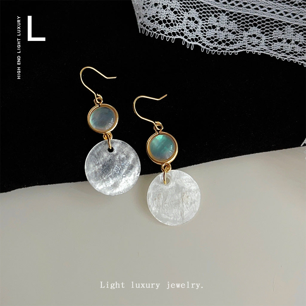 C廠【4185】真貝殼~文藝復古手工藝設計輕奢法式高級感耳飾女氣質優雅耳環 24.05-5