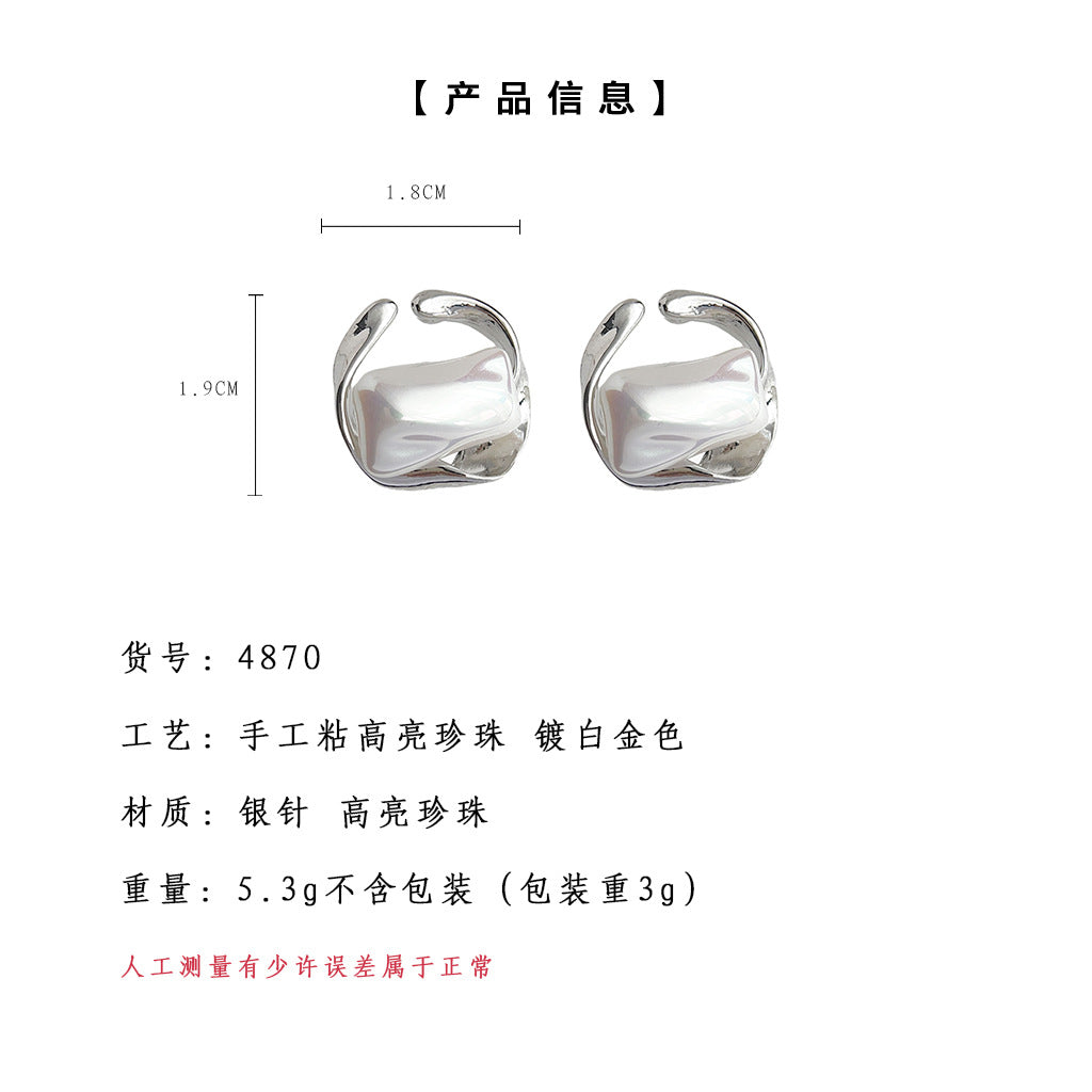 C廠【4870】法式銀色幾何珍珠耳環女時尚小眾設計高級感耳環藝術耳飾2024年潮 24.09-3