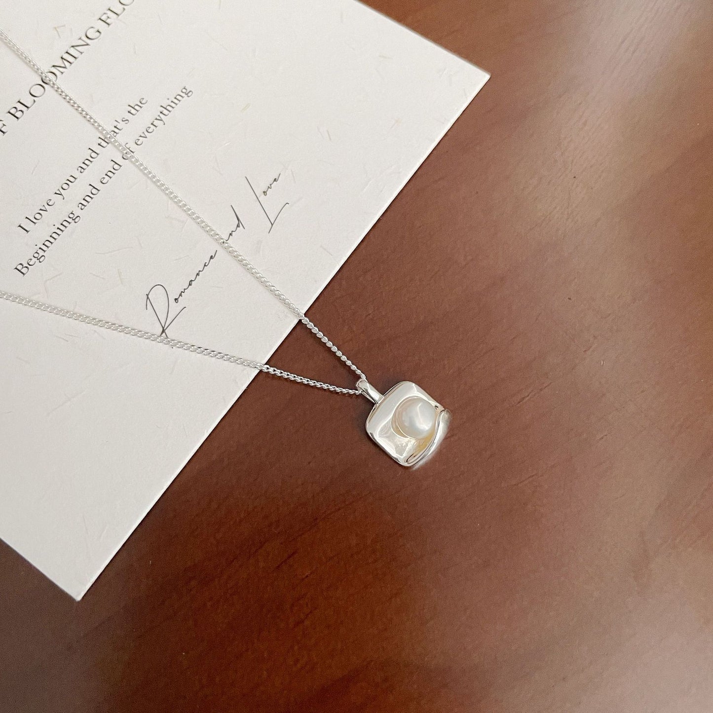 F廠【DQ2101N】S925純銀ins輕奢淡水珍珠項鍊女簡約氣質幾何方形吊墜鎖骨鏈 25.04-2