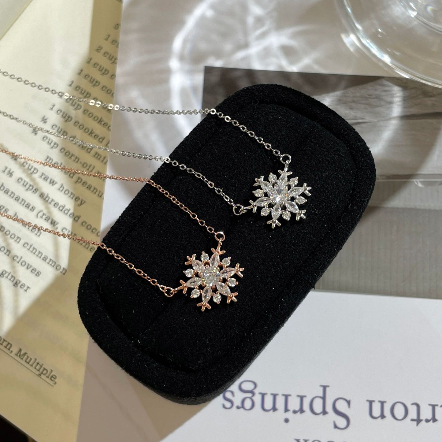 F廠【DQ1079N】S925純銀輕奢小眾夢幻雪花項鍊女精緻唯美鑲鋯石高級感鎖骨鏈
 25.10-4