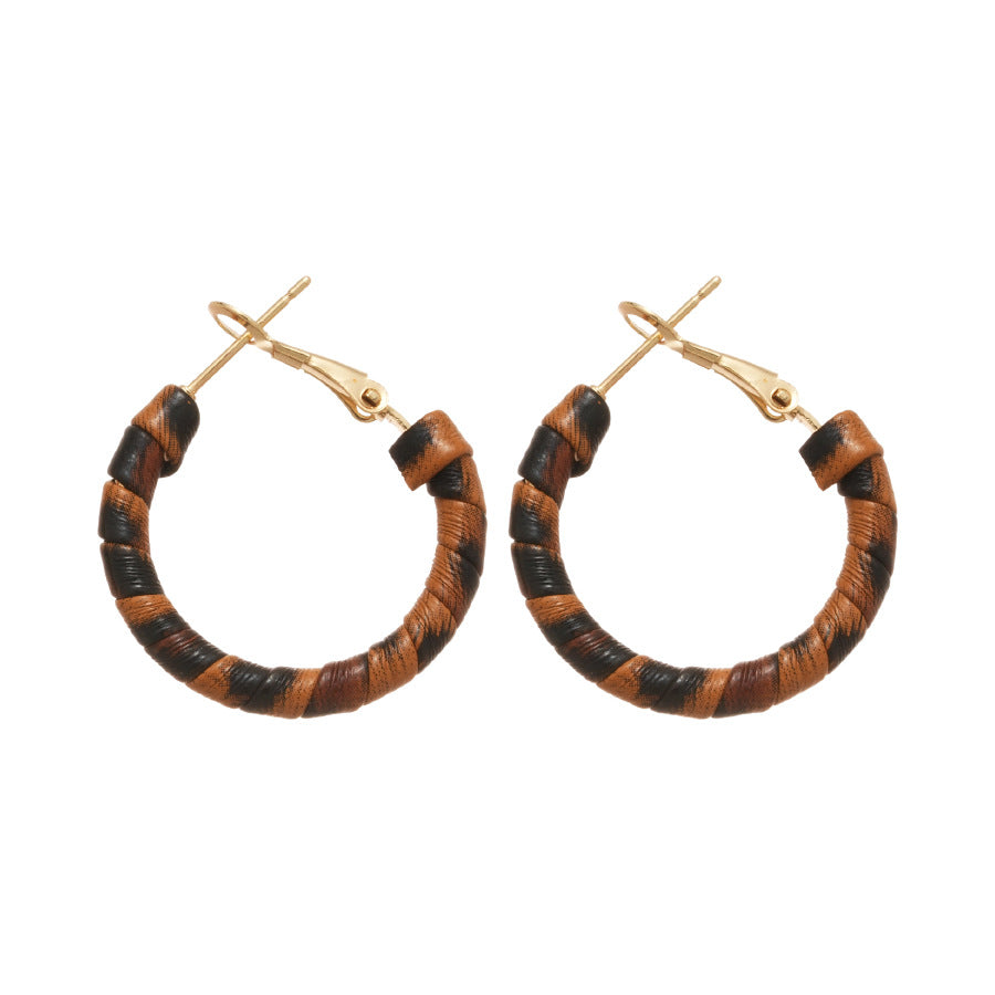 A廠【HE28938】925銀針復古皮革纏繞耳圈秋冬款個性潮流氣質耳環時尚小眾設計感耳飾 25.10-3