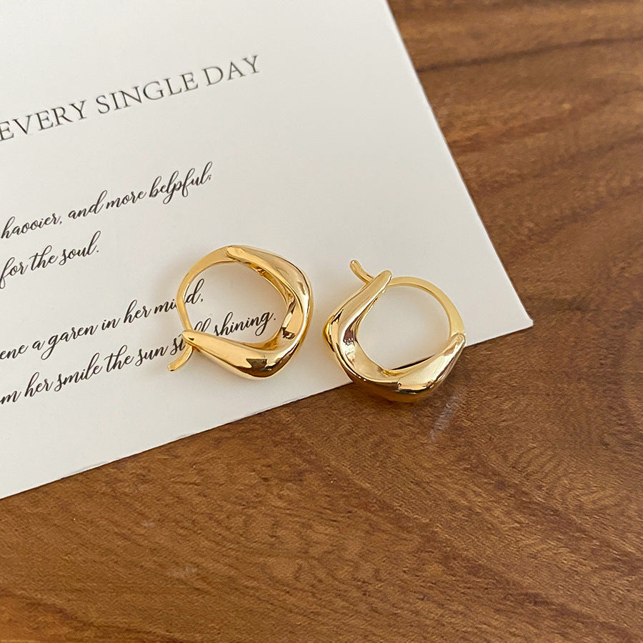 A廠【WE5033】18K真金電鍍U型耳扣休閒簡約冷淡風氣質耳環耳環輕奢高級感耳飾女
 25.10-5