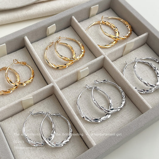 C廠【6573】時尚高級感圓形氣質幾何麻花大圈新款耳環誇張新款爆款耳環女
 25.09-1