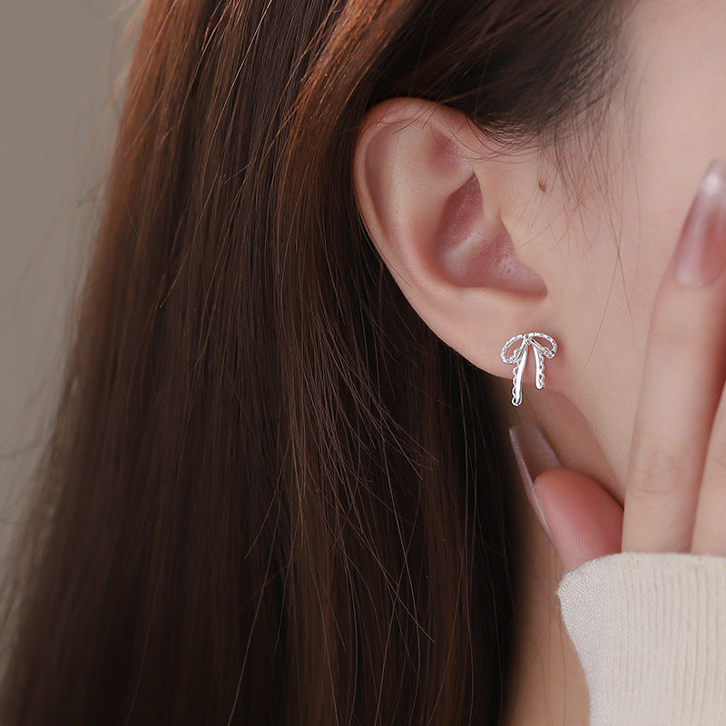 D廠【YC2535E】S999足銀絲帶蝴蝶結螺絲耳環清新甜美氣質可愛公主耳飾 25.01-2