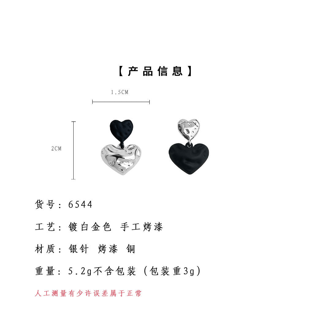 C廠【6544】輕奢風高級感925銀針黑色愛心耳環 不對稱設計感新爆款耳環女 25.08-3