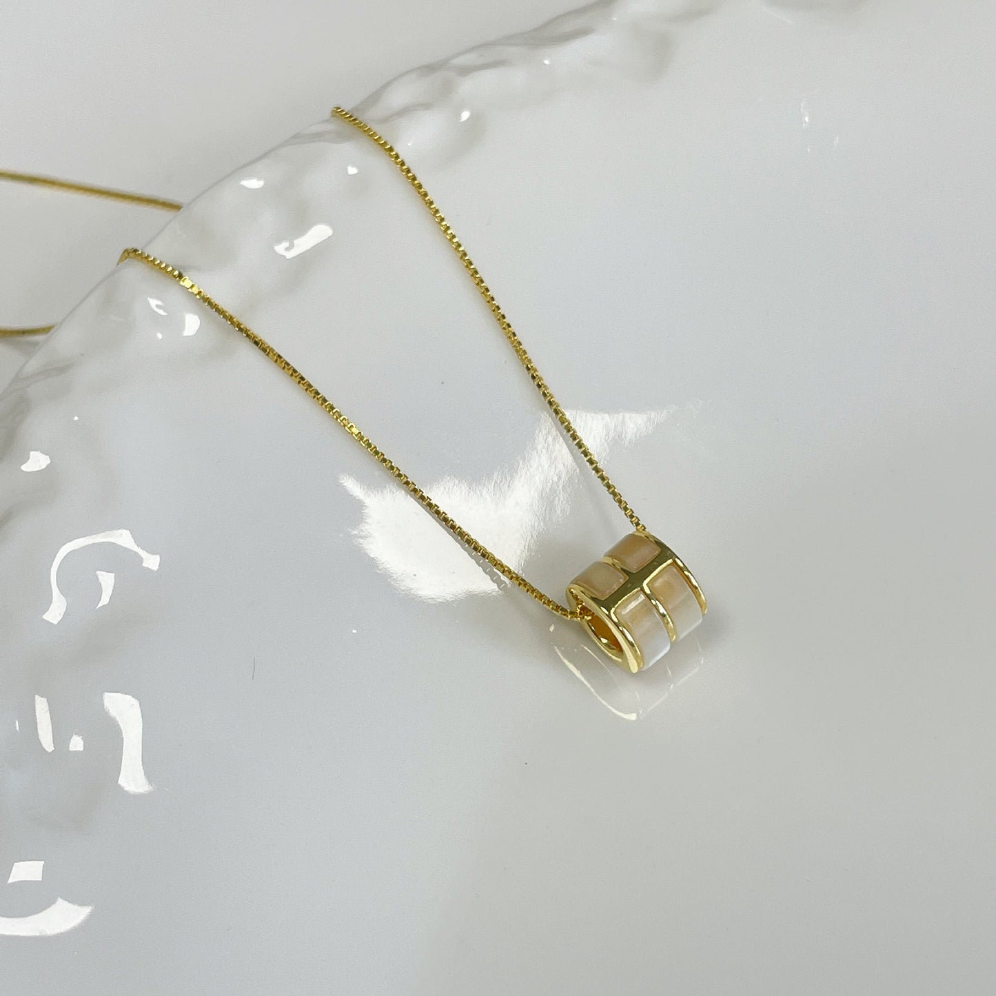 F廠【DQ0689N】S925純銀精緻小蠻腰貝殼項鍊女輕奢高級感路路通滾珠鎖骨鏈潮 25.02-4