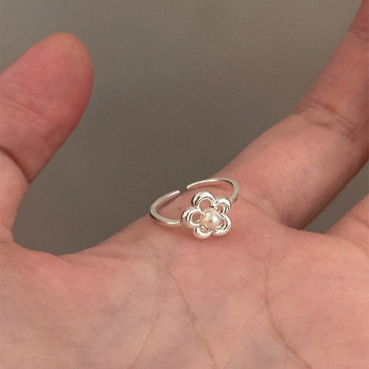 F廠【DQ8258R】甜美小清新花朵仿珍珠戒指女S925純銀簡約時髦感開口尾戒指環 25.08-3