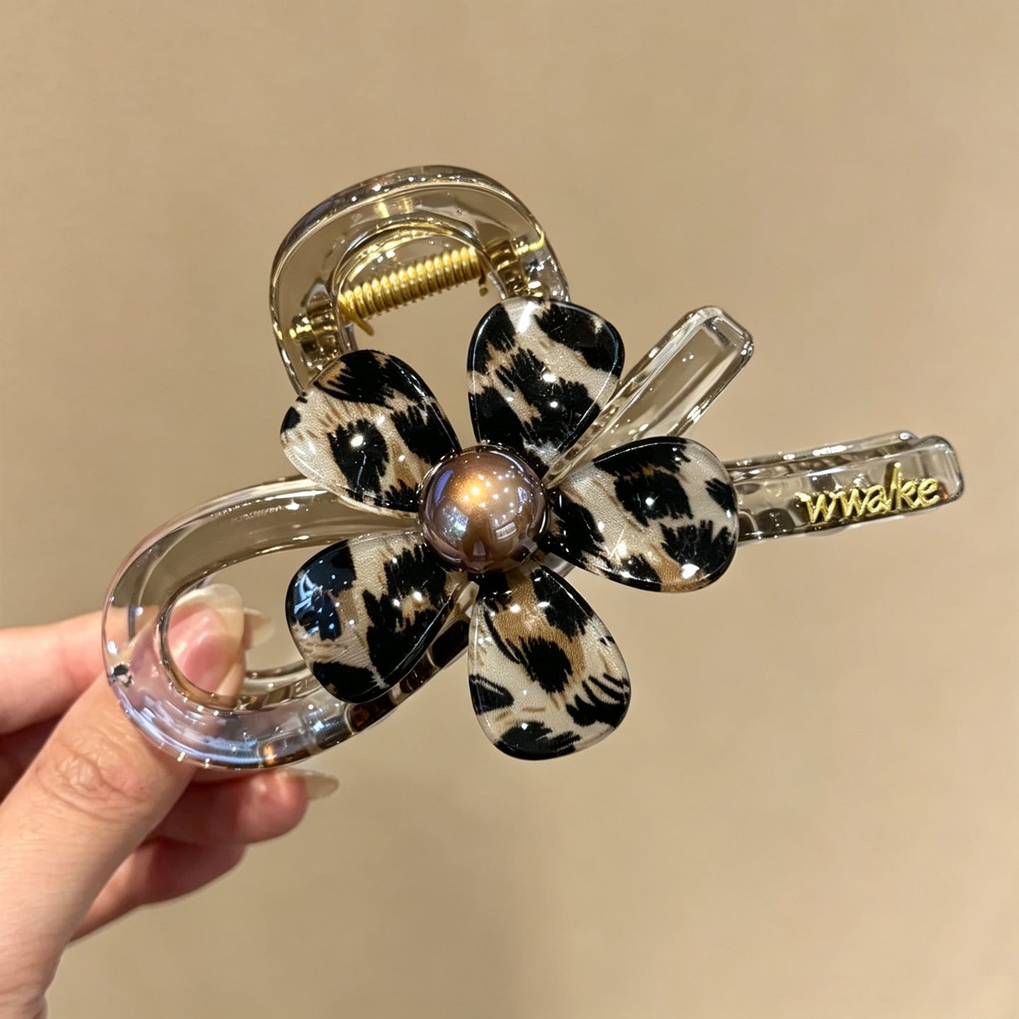 C廠【X533】氣質豹紋花朵抓夾女2026新款高級感後腦勺髮夾盤發大號鯊魚夾髮飾 26.07-1「C廠-單筆結帳需滿,NT$500出貨(不含運費)」