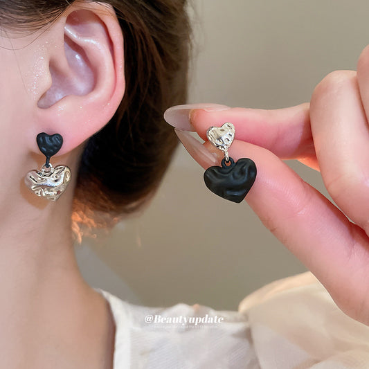 A廠【HE26272】925銀針不對稱褶皺愛心吊墜耳環新個性設計耳環耳環設計感小眾女 25.05-1