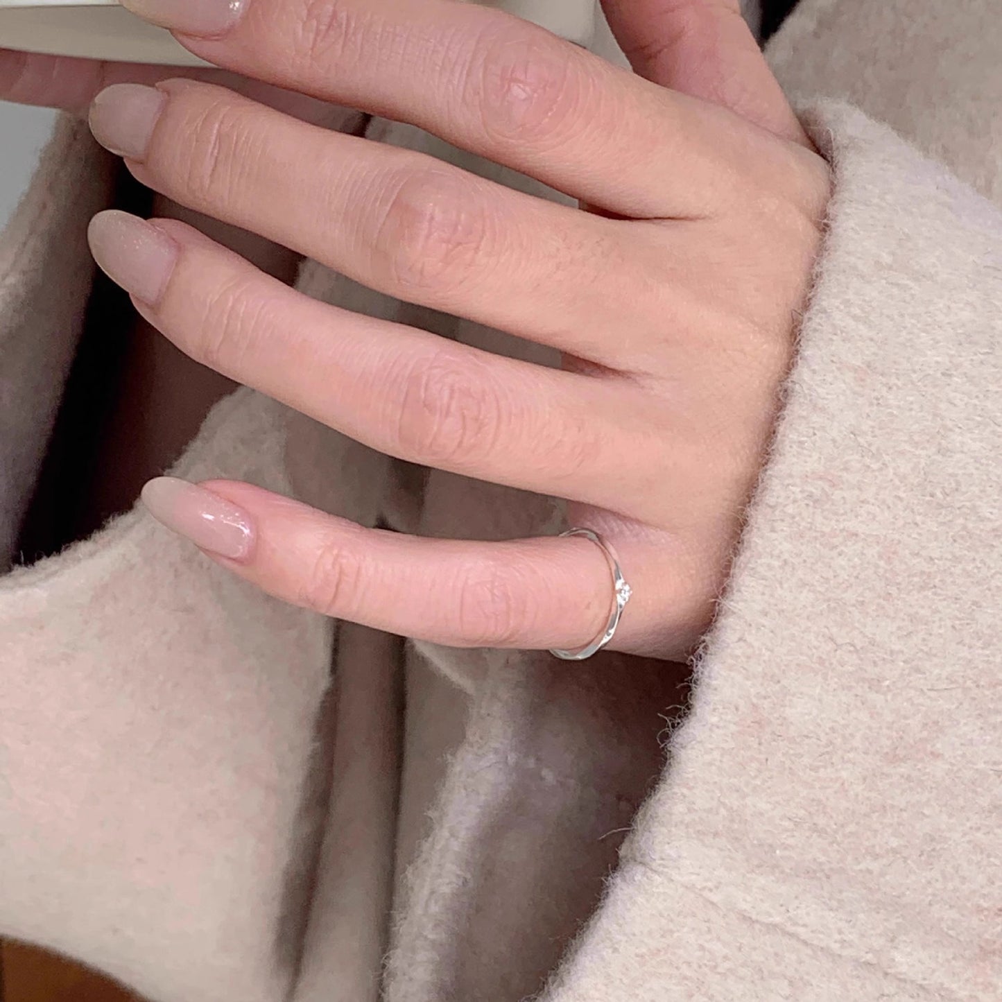 F廠【DQ8594R】S925純銀簡約韓系莫比烏斯戒指女ins風波浪單鑽細款開口尾戒 25.03-2