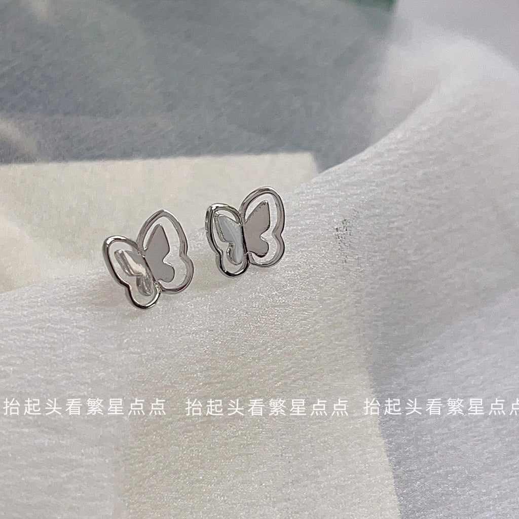 C廠【B-975】甜酷風銀色鏤空蝴蝶個性耳環冷淡風通勤百搭設計感迷你立體耳飾女 24.03-2