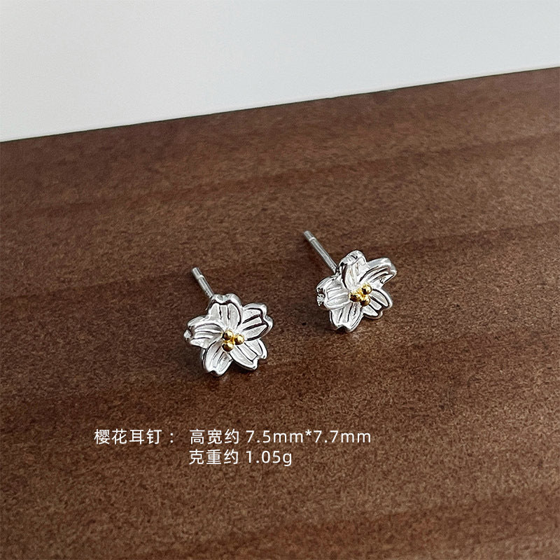 F廠【DQ10560E】999足銀小眾設計四葉草耳環女簡約耳骨釘銀杏葉花朵純銀耳飾 25.03-4