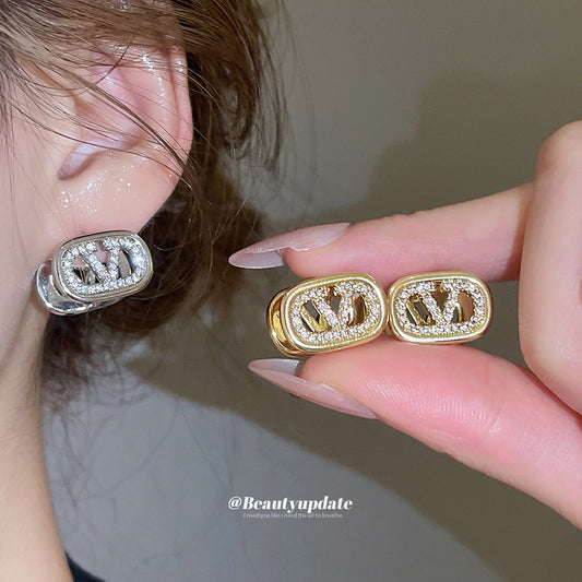 A廠【WE4175】18k真金電鍍鋯石橢圓字母雙面耳扣法式宮廷風耳環輕奢高級感耳飾
 25.09-1
