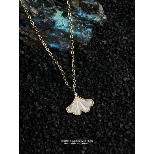 C廠【6646】厚鍍18K真金強保色貝殼杏葉時尚高級感氣質輕奢風新項鍊 鎖骨鏈
 25.08-5