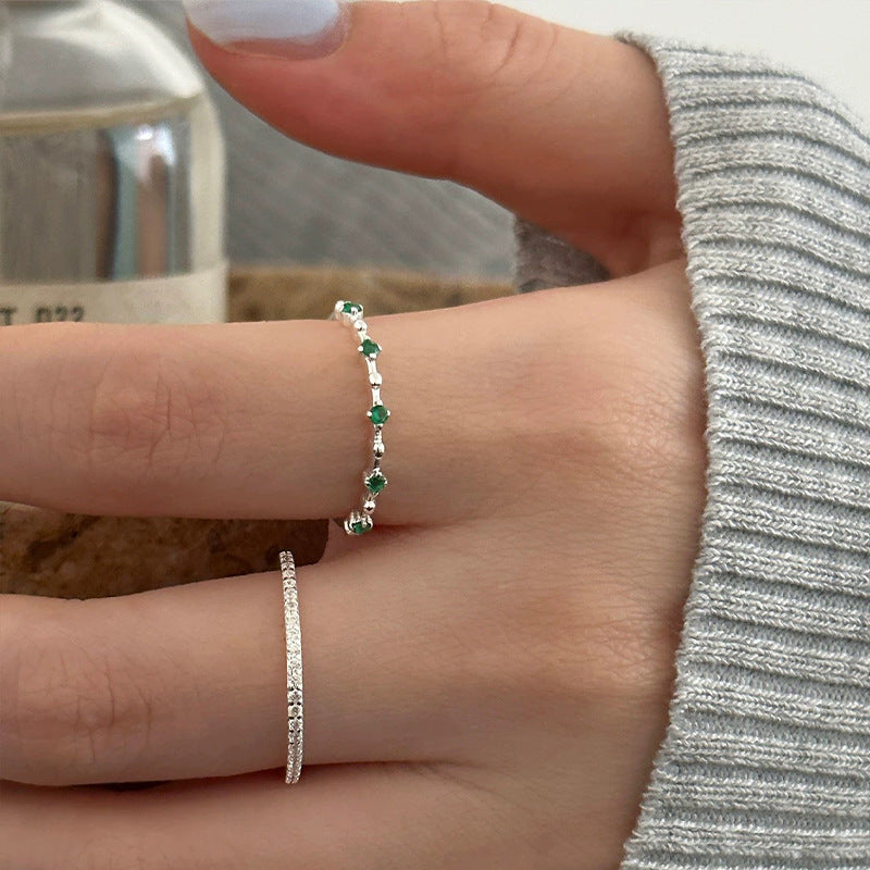 F廠【DQ8816R】S925純銀小清新祖母綠排鑽戒指女時尚個性閃鋯纖細閉口指環潮 25.03-3