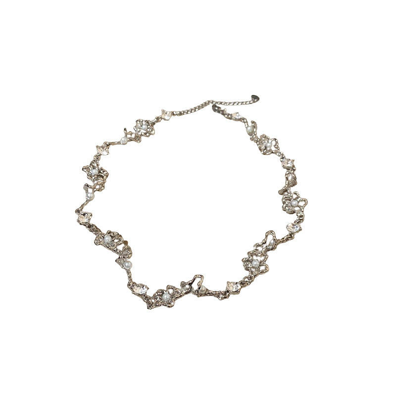 A廠【HN5499】鑲鑽鏤空花朵珍珠金屬項鍊小眾ins冷淡風鎖骨鍊個性高級感頸鍊女 24.03-3