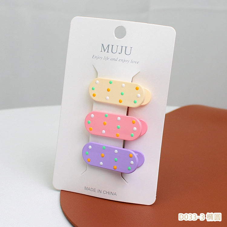 D廠【D033】可愛彩點兒童髮夾精美3隻卡裝寶寶髮卡夾子甜美奶油色公主瀏海夾 24.07-2「D廠-單筆結帳需滿,NT$600出貨(不含運費)」