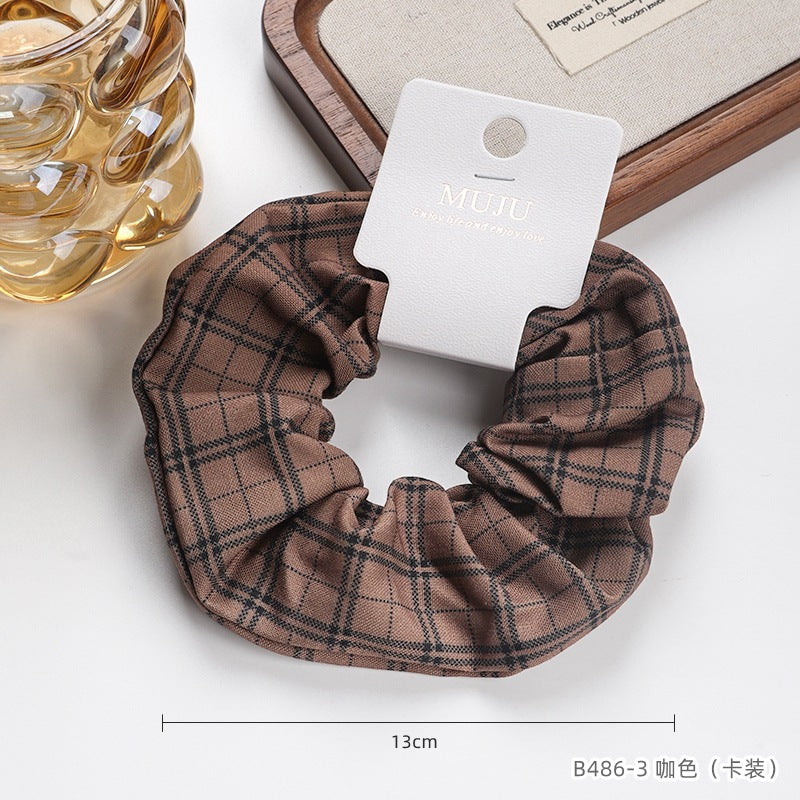 D廠【B486】卡裝高級感大腸圈髮繩時尚方格紋寬頭繩布藝髮飾皮筋高馬尾髮圈
 25.10-5「D廠-單筆結帳需滿,NT$600出貨(不含運費)」