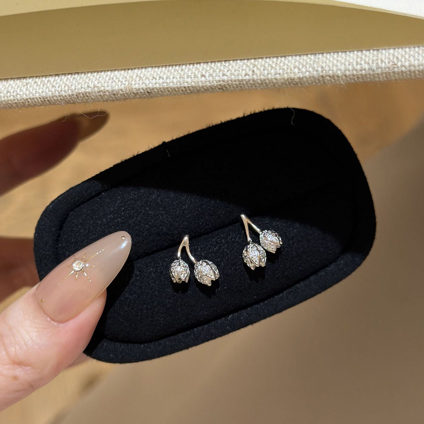 E廠【XDQ0692N】925純銀小清新鬱金香項鍊女輕奢小眾設計感鎖骨鏈通勤百搭款
26.03-1